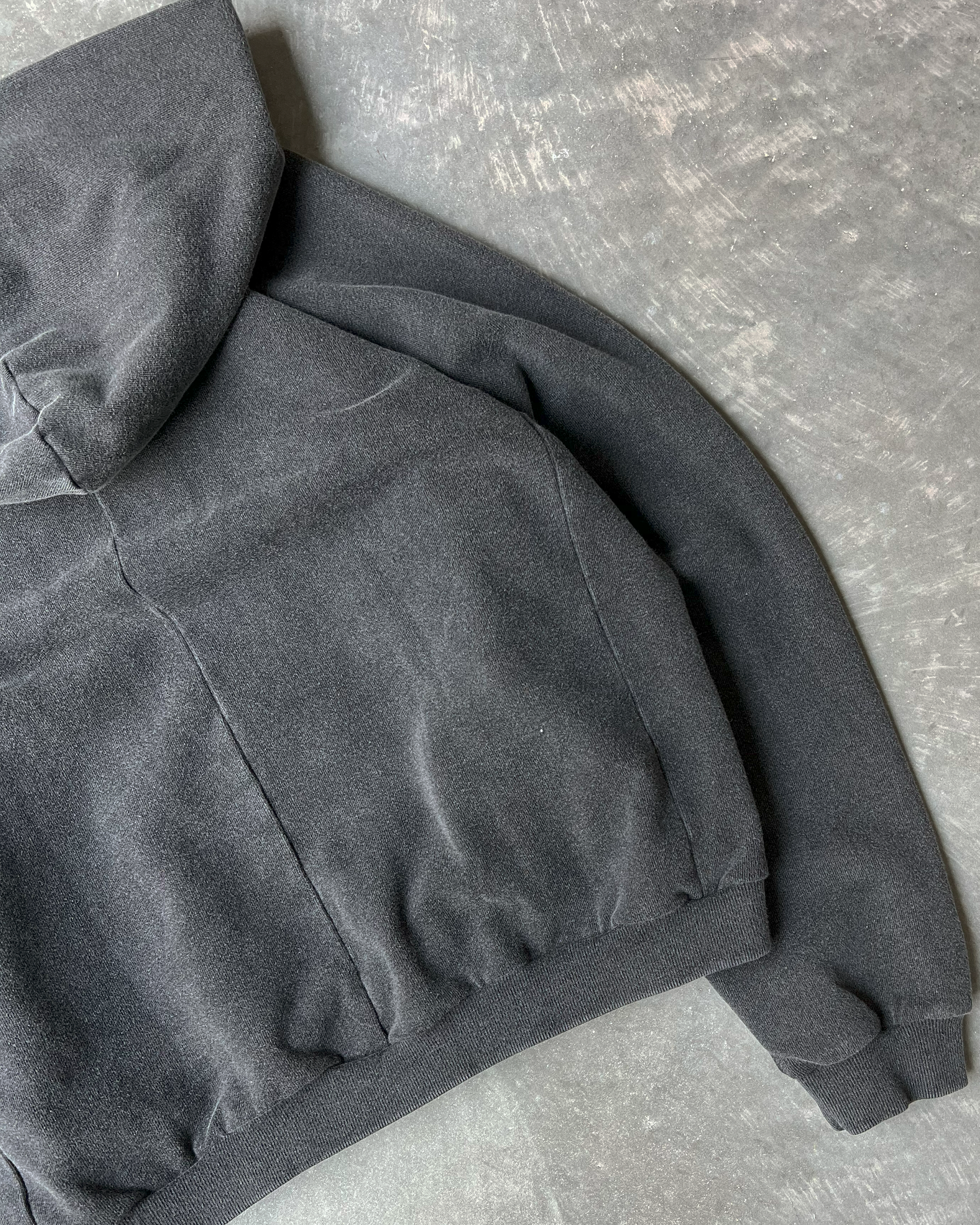 SYNICAL | stitches-zip-up-washed-black