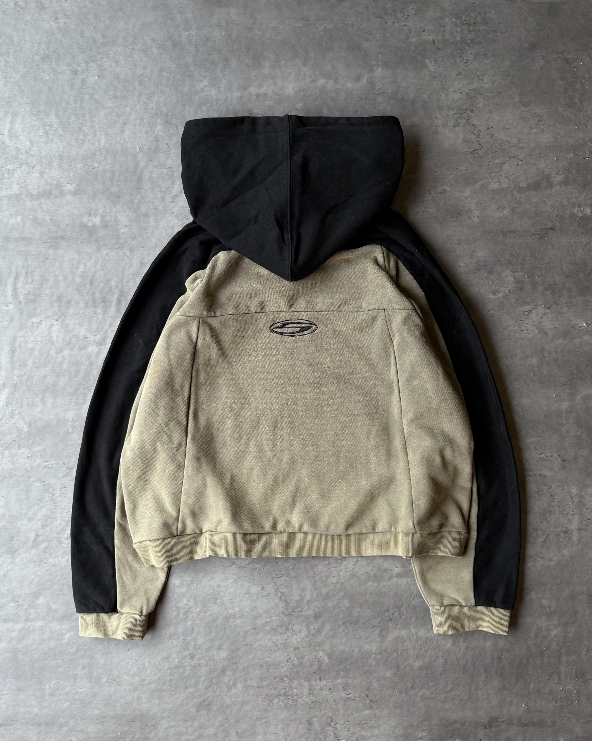 SYNICAL | button-up-hoodie-black-tan
